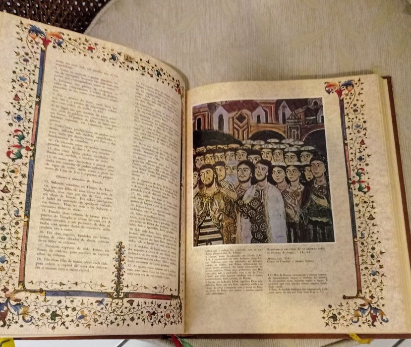 A BÍBLIA ILUSTRADA da editora Abril