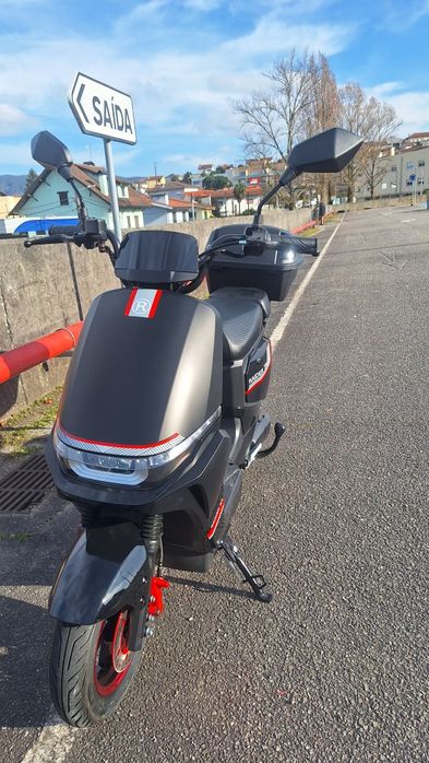 Scooter eletrica