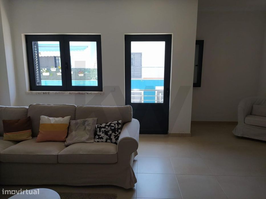 Encantadora Moradia T2 na Quinta da Cerca, com extra Apartamento T1 na