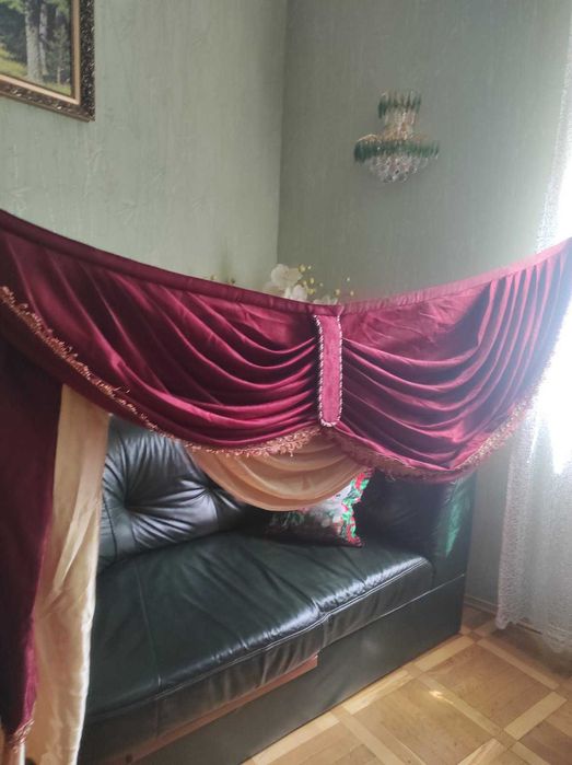 Продам штори та ламбрикени