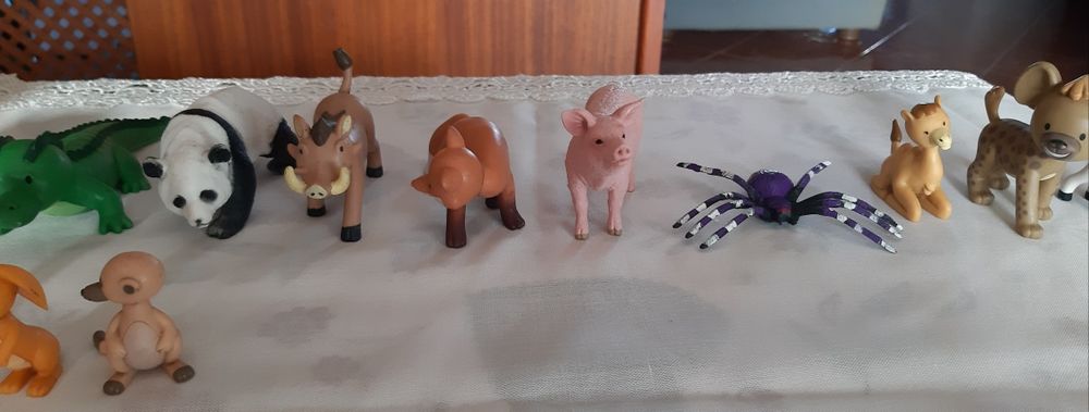 Figuras Schleich Mojo e Planeta Agostini