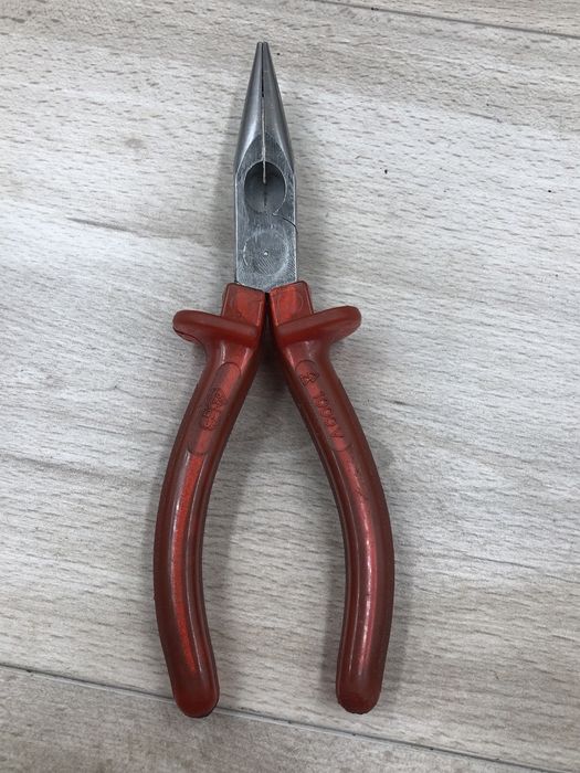 Szczypce tnące izolowane proste  knipex VDE 160MM