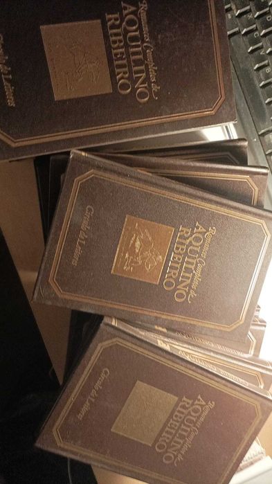 Coleção Romances Completos de Aquilino Ribeiro (17 Volumes) – Círculo de Leitores