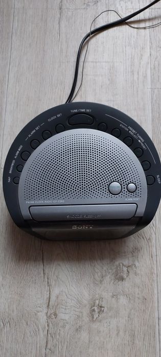 Radio budzik Sony ICF - C263