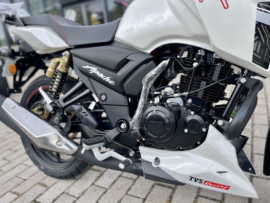 Мотоцикл TVS APACHE RTR 180