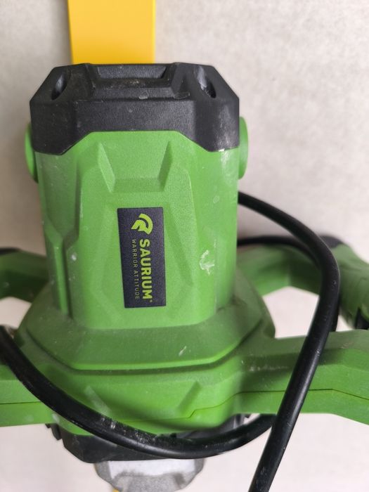 Lixadeira Girafa, Misturador, Carrinho de transporte