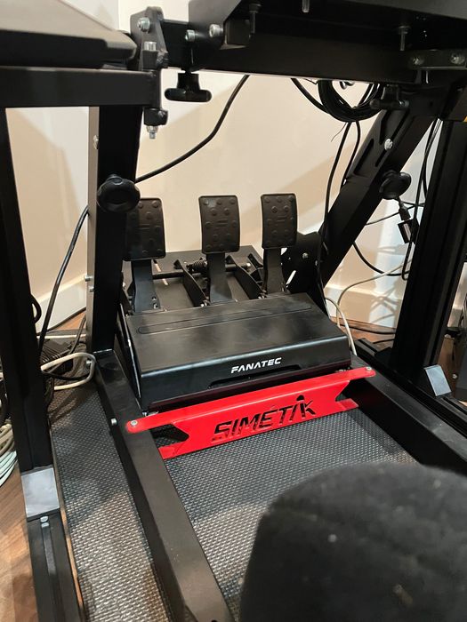 Simulador de corridas [simracing)