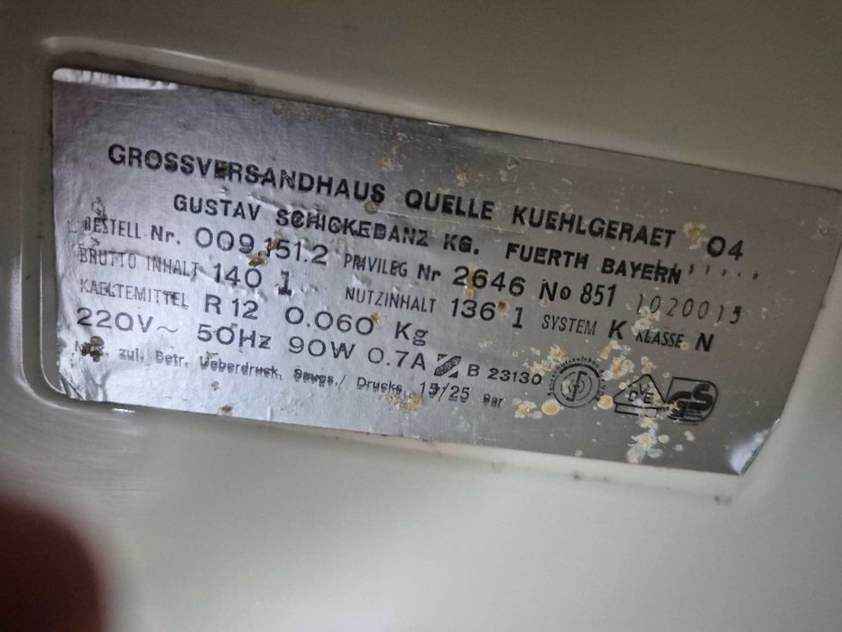 Mała Lodówka, 140 litrów