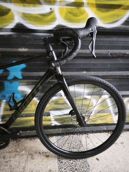 Giant Revolt Gravel M