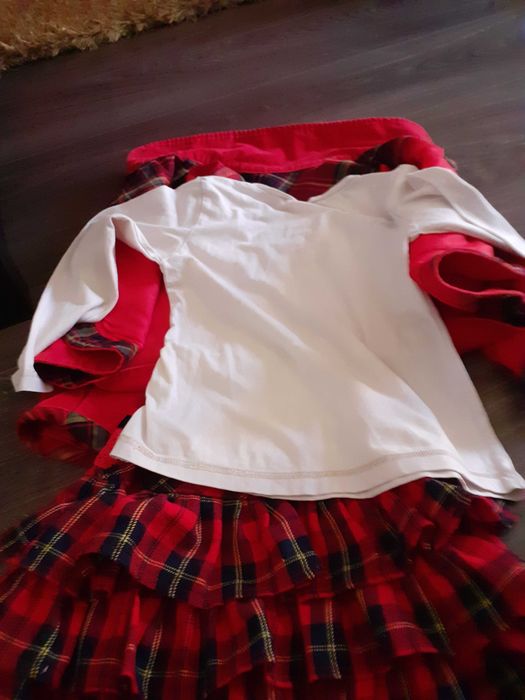 Casaco saia e camisola conjunto 4 anos