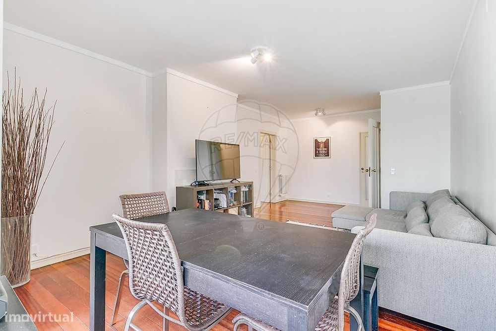 Apartamento T2 para arrendamento