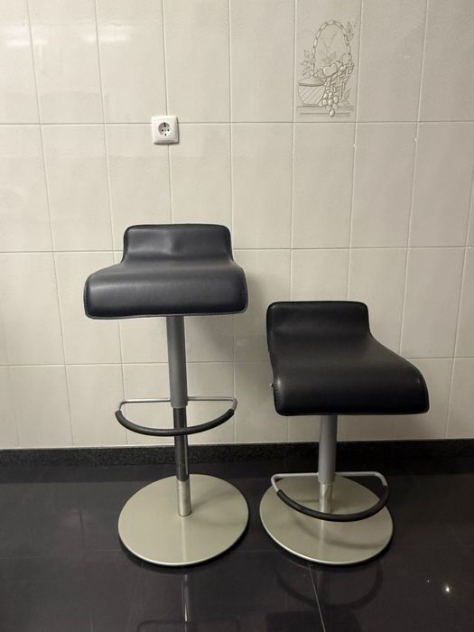 Bancos de cozinha elevatorios