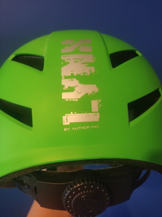 Kask na rower,hulajnoge,rolki,łyżwy,