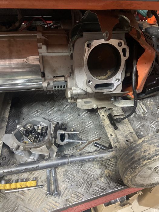 Ремонт електростанцій генераторів бензинових інверторних