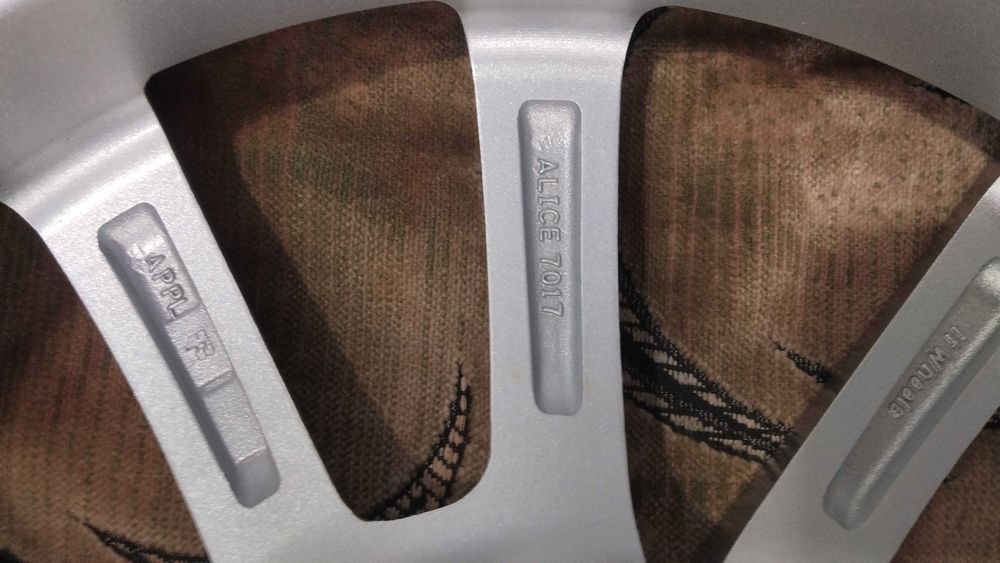 Легкосплавные Диски Wheels ALICE 5х112 R17 Skoda Audi WV KBA51580