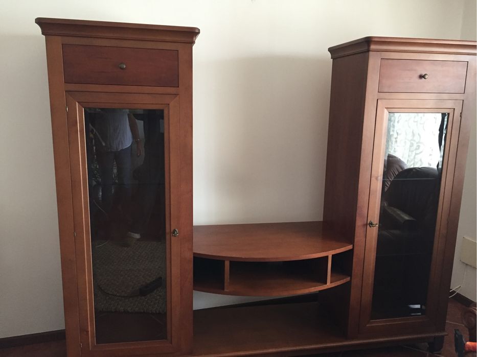 Movel de sala de estar em cerejeira