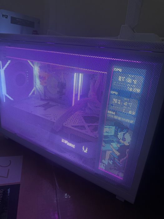 PC Gamer RTX 5080/ Ryzen 9800x3D / 32Gb 8000Mhz / SSD NVME 5.0 14700 Mbps