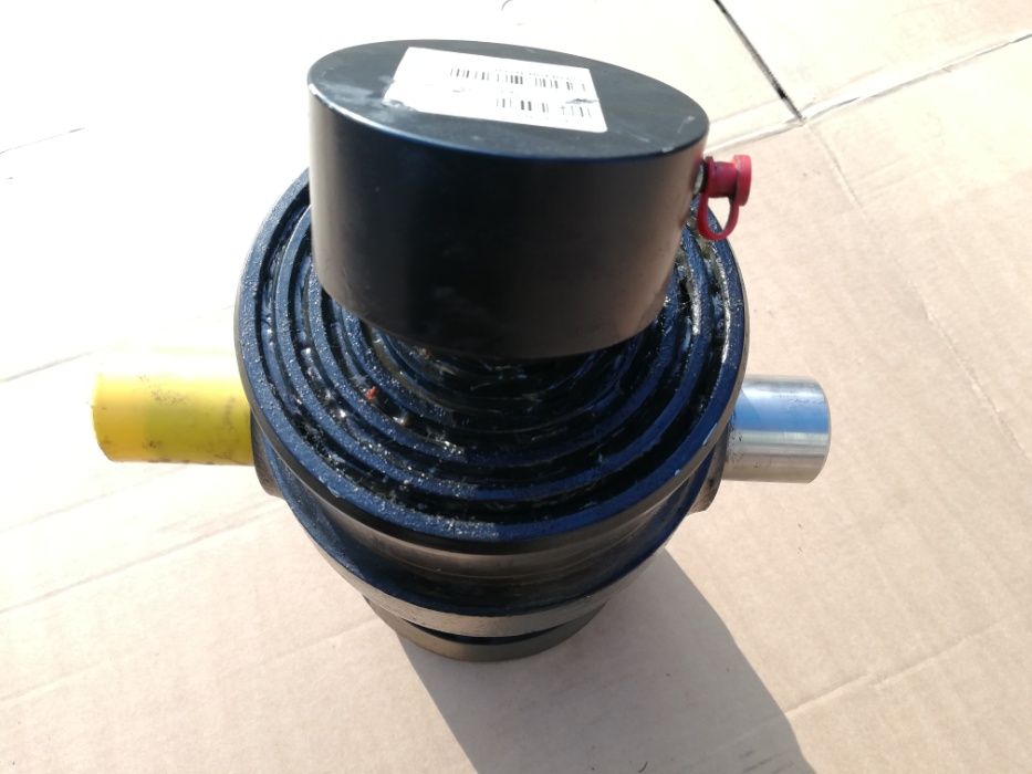 Siłownik wywrotu przyczepy Hyva 10T  5 stopni