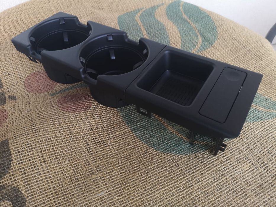 Bmw e46 cupholder oryginalny stan bdb tunel schowek podłokietnik