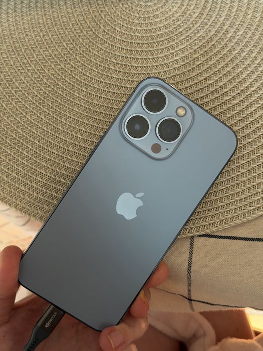 iPhone 13 Pro 256GB Sierra Blue