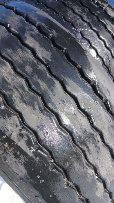 Грузові шини бу 385/65/22.5