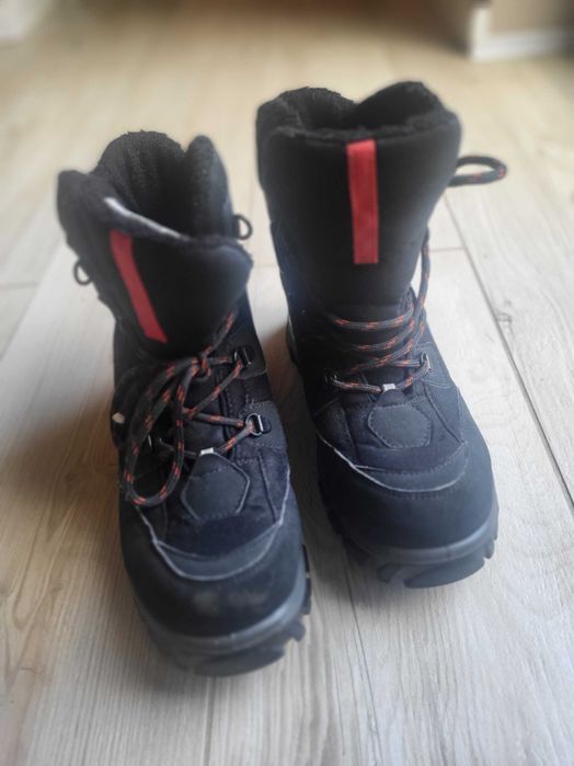 młodzieżowe buty górskie Quechua