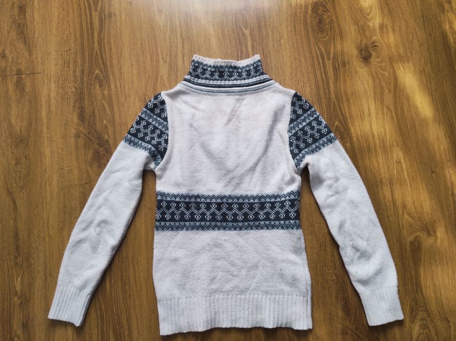 Жіночий теплий светр. Б/у