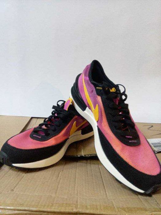 Кросівки жіночі Nike