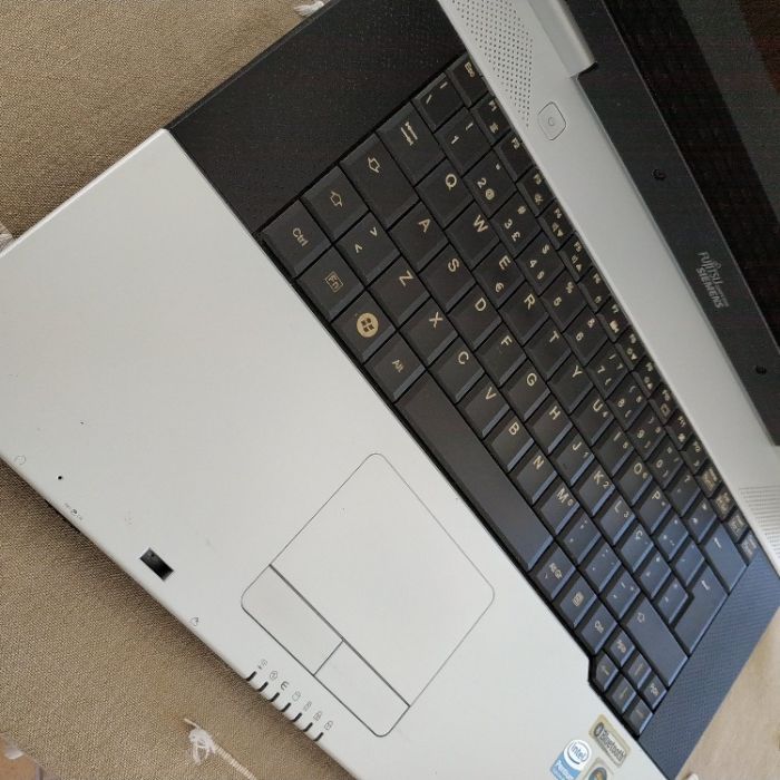 Fujitsu Siemens 6535 - funcional em tudo