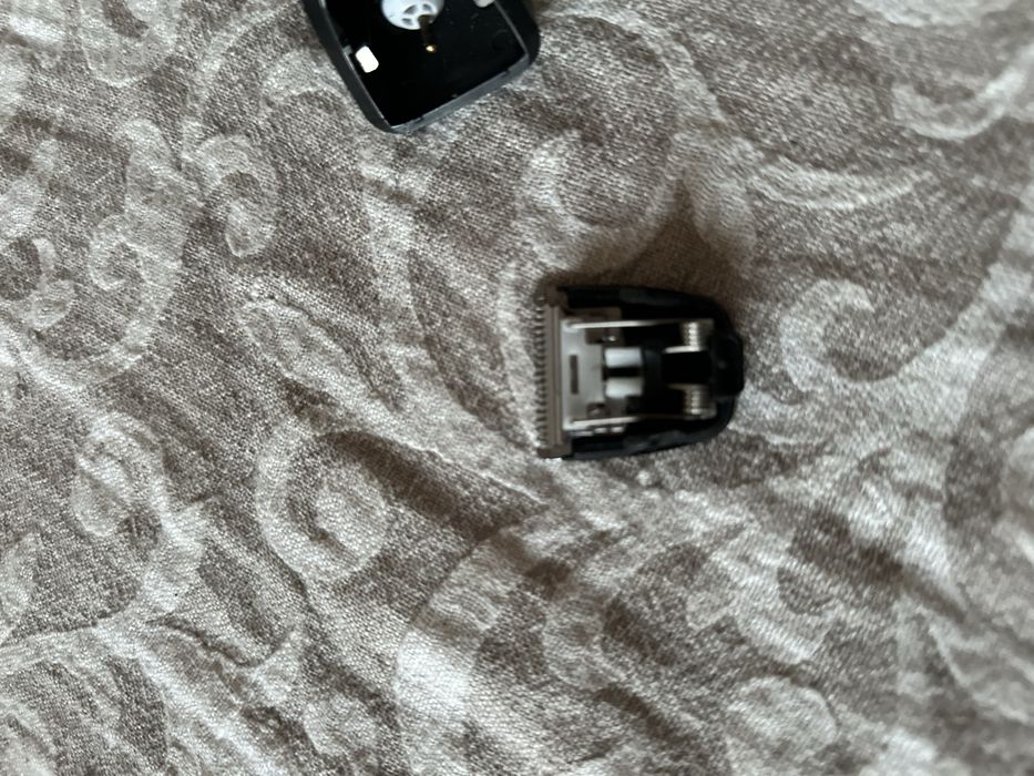 Тример Philips для бороди та голови