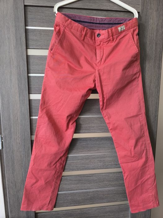 Spodnie męskie czerwone Tommy Hilfiger rozm. 31/34