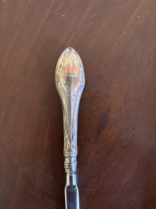 Abre cartas com cabo de prata