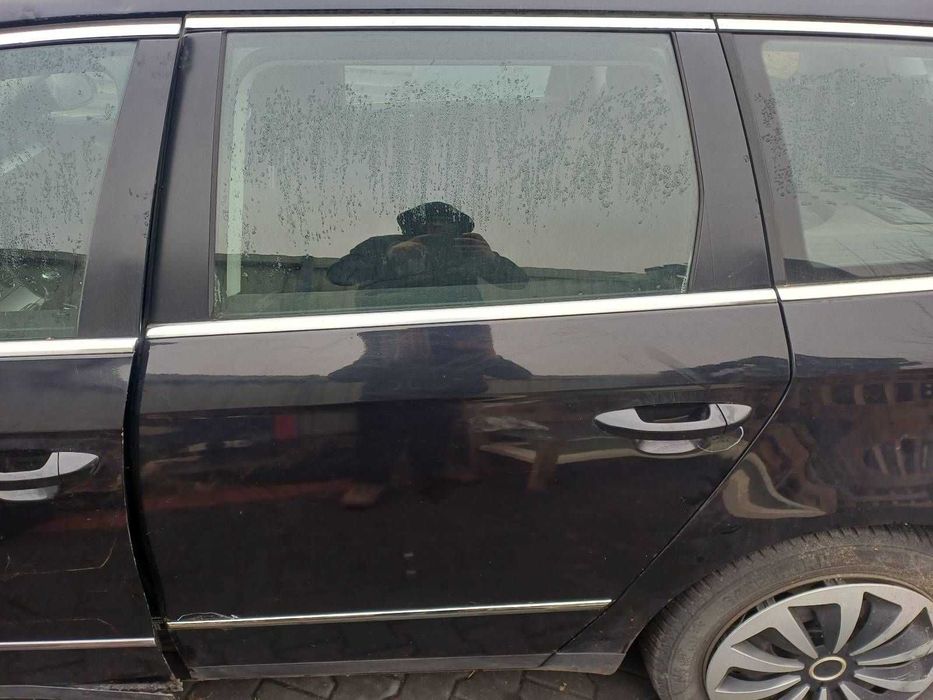 Drzwi lewy tyl passat b6 kompletne czarne