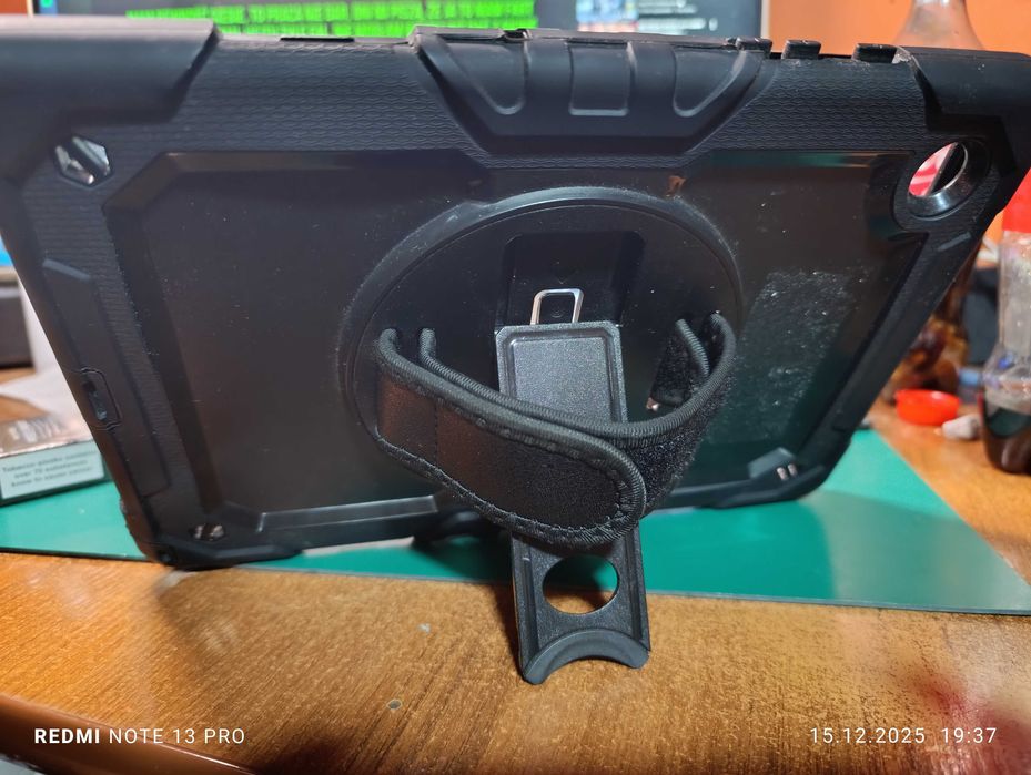 Tablet Samsung Galaxy Tab 8 10,5'' Pudełko + Etui Pancerne + Torba