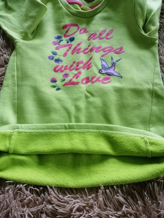 Кофточка для дівчинки.