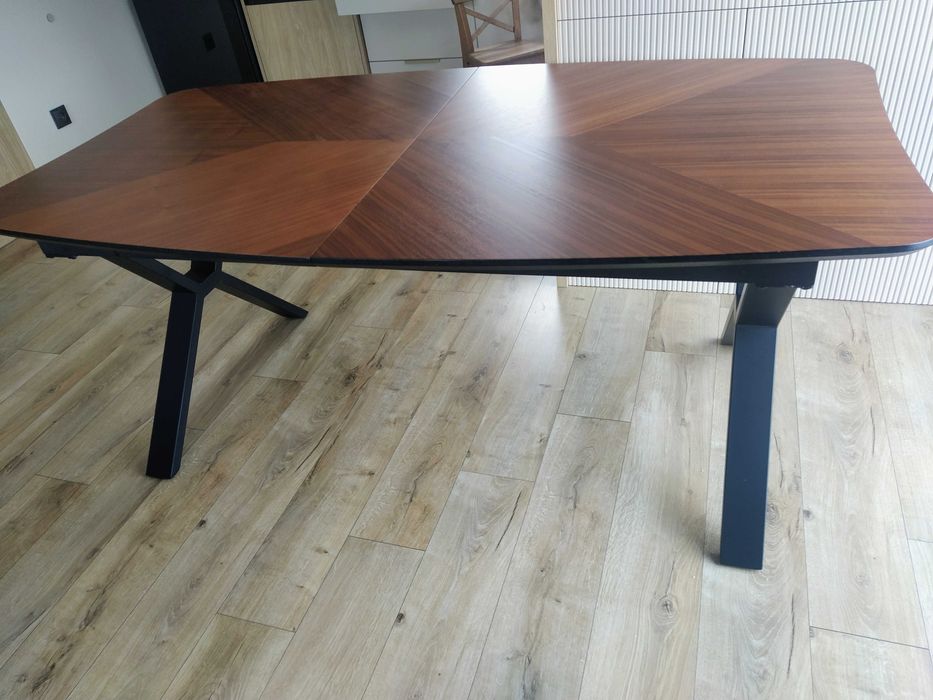 Stół rozkładany 180cm