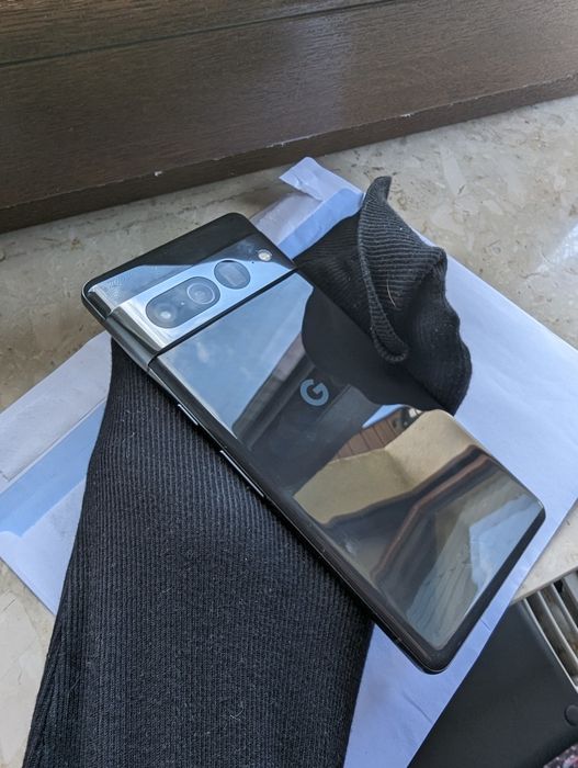 Google Pixel 7 Pro - 128GB Czarny , Stan Idealny