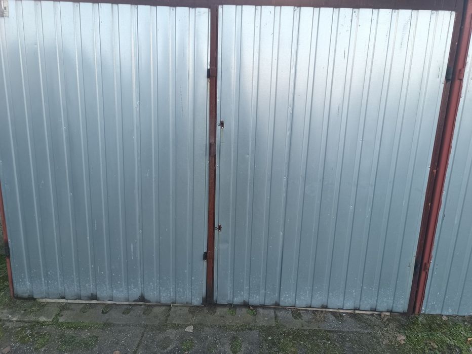 Sprzedam garaż blaszany