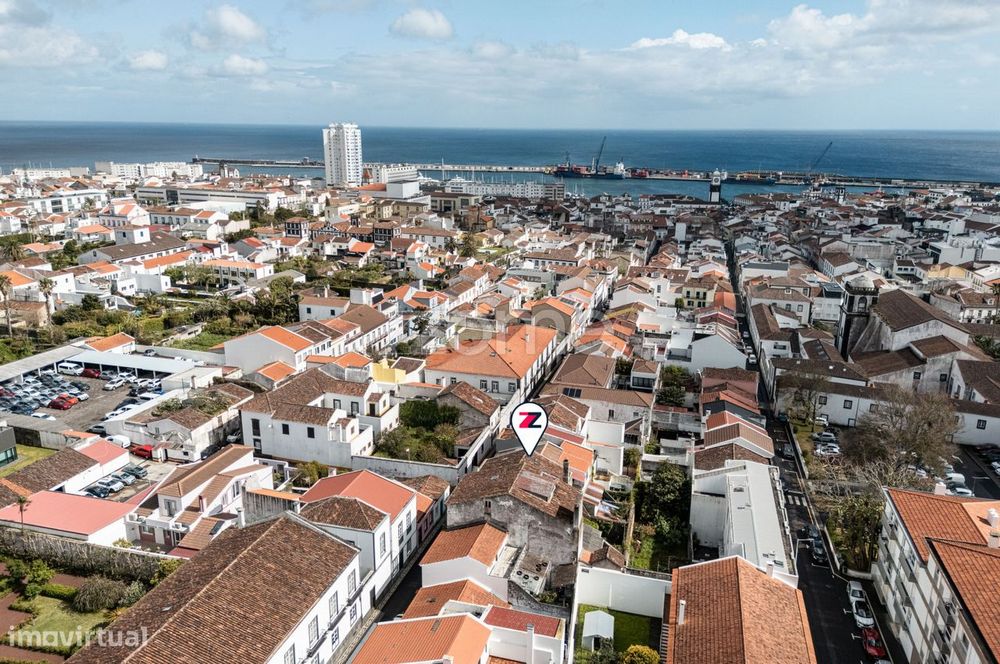 Prédio para Reabilitação no Centro Histórico de Ponta Delgada