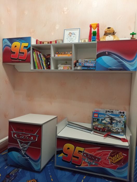 Меблі в дитячу кімнату, комплект меблів, дитяча кімната