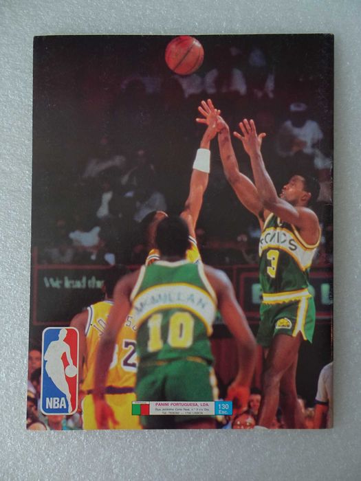 Caderneta de cromos Panini Basket NBA 90 - Panini (Tem 175 de 272 cromos)