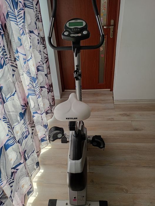 Rowerek treningowy elektryczny