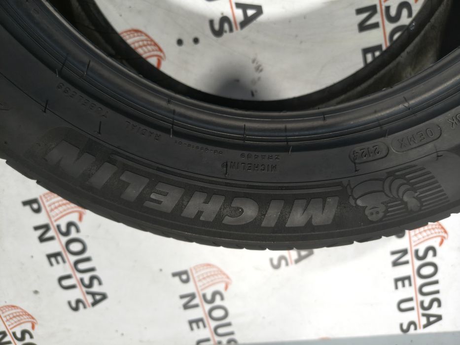 2 pneus semi novos 225-55R17 Michelin - Oferta dos Portes
