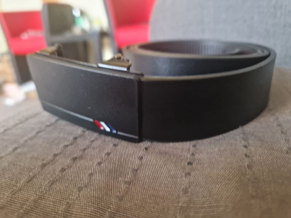 Nowy Pasek z metalowa klamra 120 cm