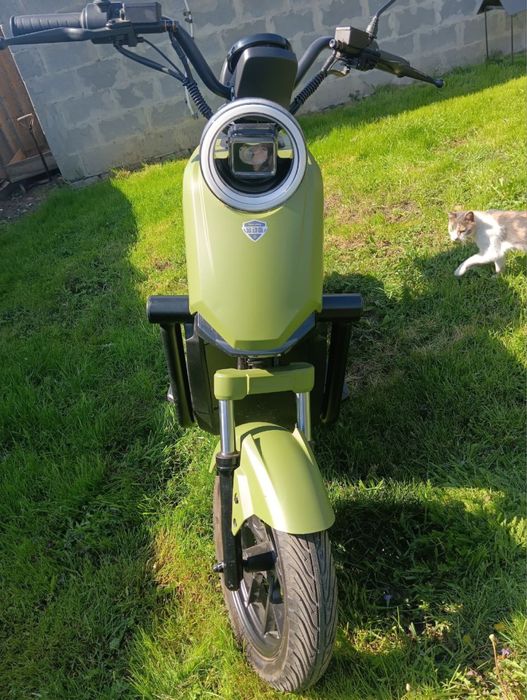 Продам електро скутер GT1 новий