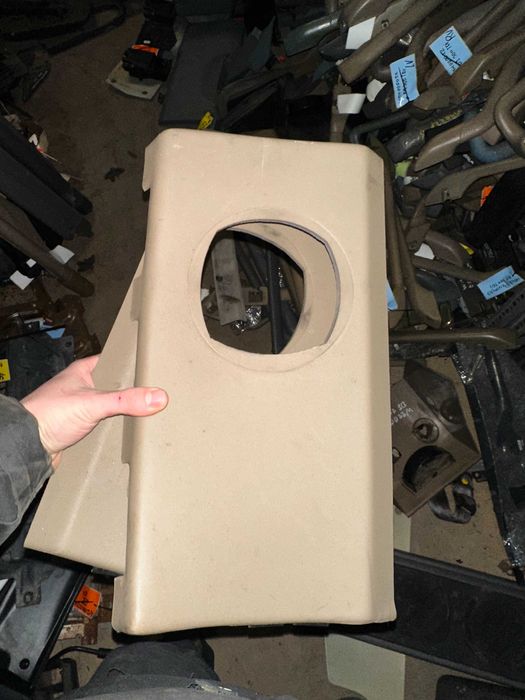 land rover discovery 1 forras colunas bege pilar D
