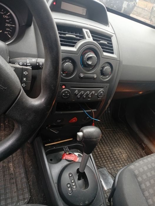 Коробка автомат мотор АКПП Рено Меган сценік 2  розборка шрот