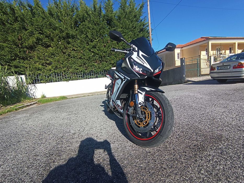 Cbr 650r 35kw(livrete)