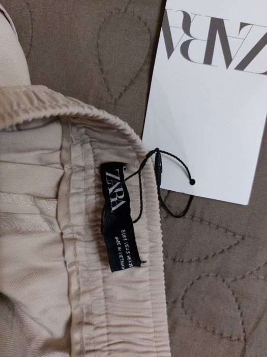 Жіночі брюки/штаны  Zara , розмір S-М