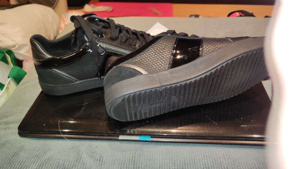 Sapatilhas Geox novas